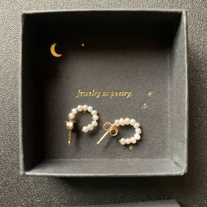 CATBIRD BABY PEARL HOOP PAIR NWT